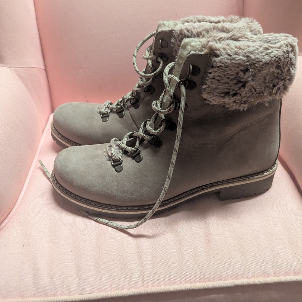 Women's Boots